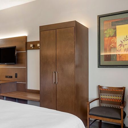 Holiday Inn Express Branson- Green Mountain Drive By Ihg Exterior photo
